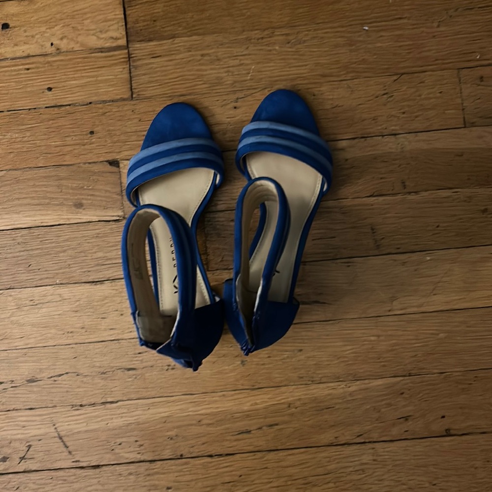 Women’s shoes